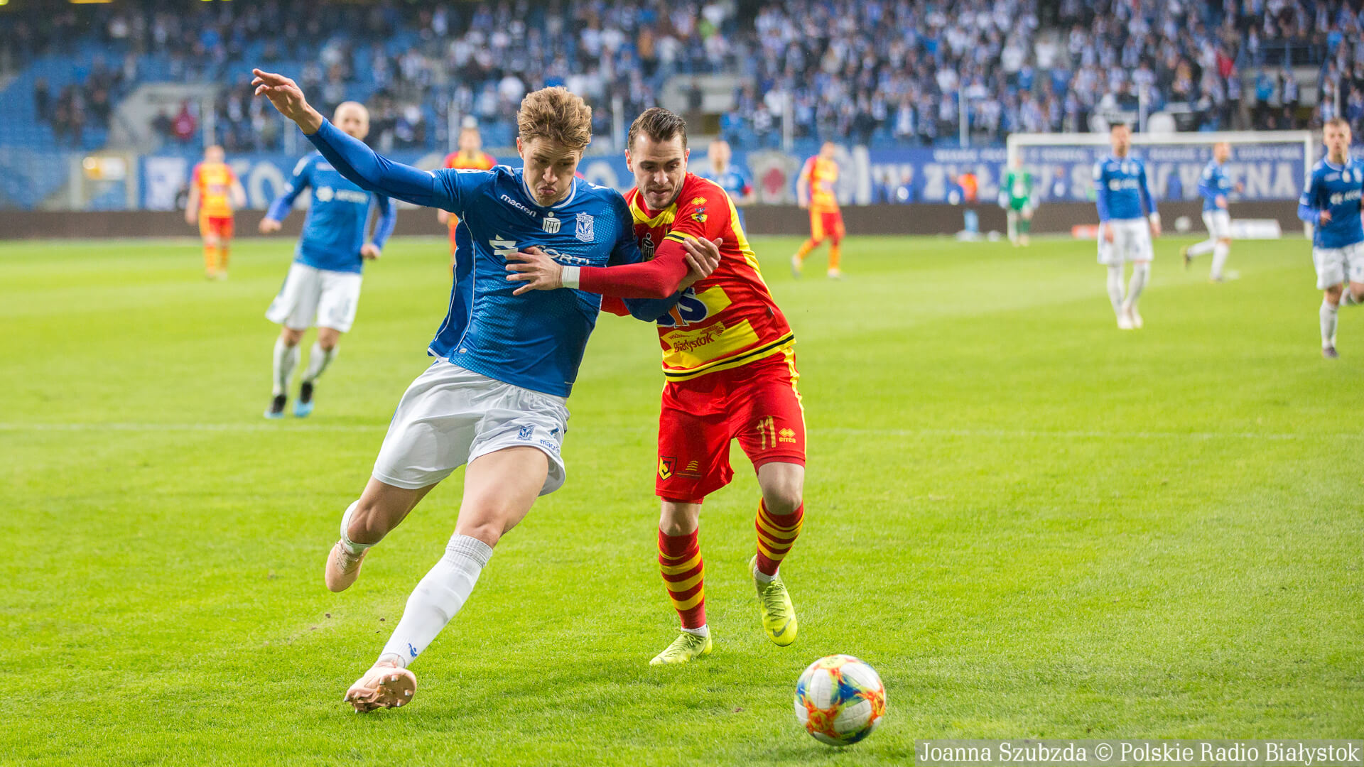 Jagiellonia zostaje w czołowej "ósemce" - zwycięstwo w Poznaniu daje Jesus [zdjęcia]