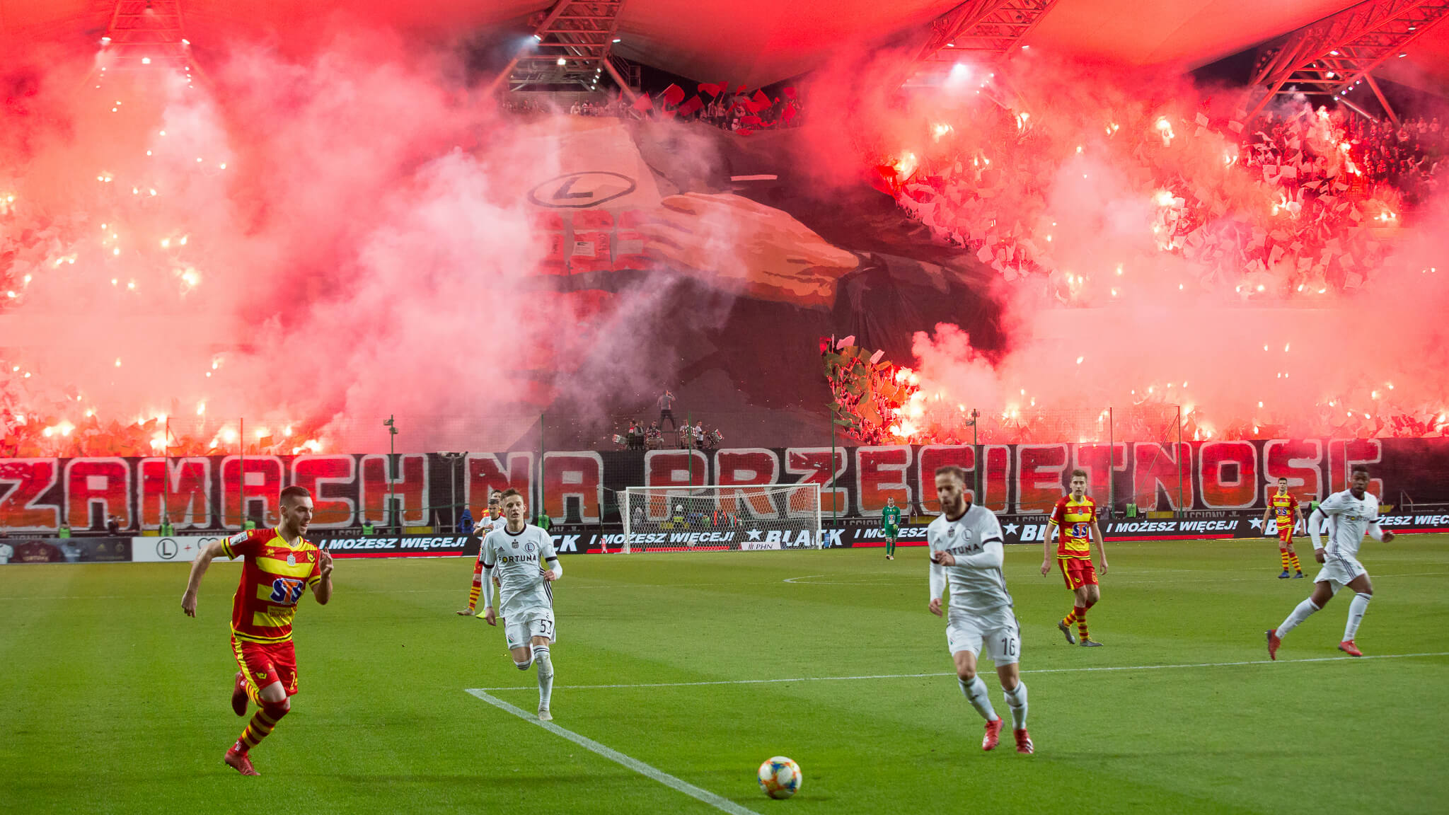 Echa porażki z Legią: 150. mecz Tarasa i 6. mecz bez zwycięstwa