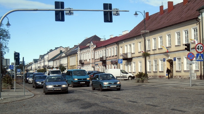 Suwałki:  Krawężniki na przejściach dla pieszych i przejazdach rowerowych mają być obniżone