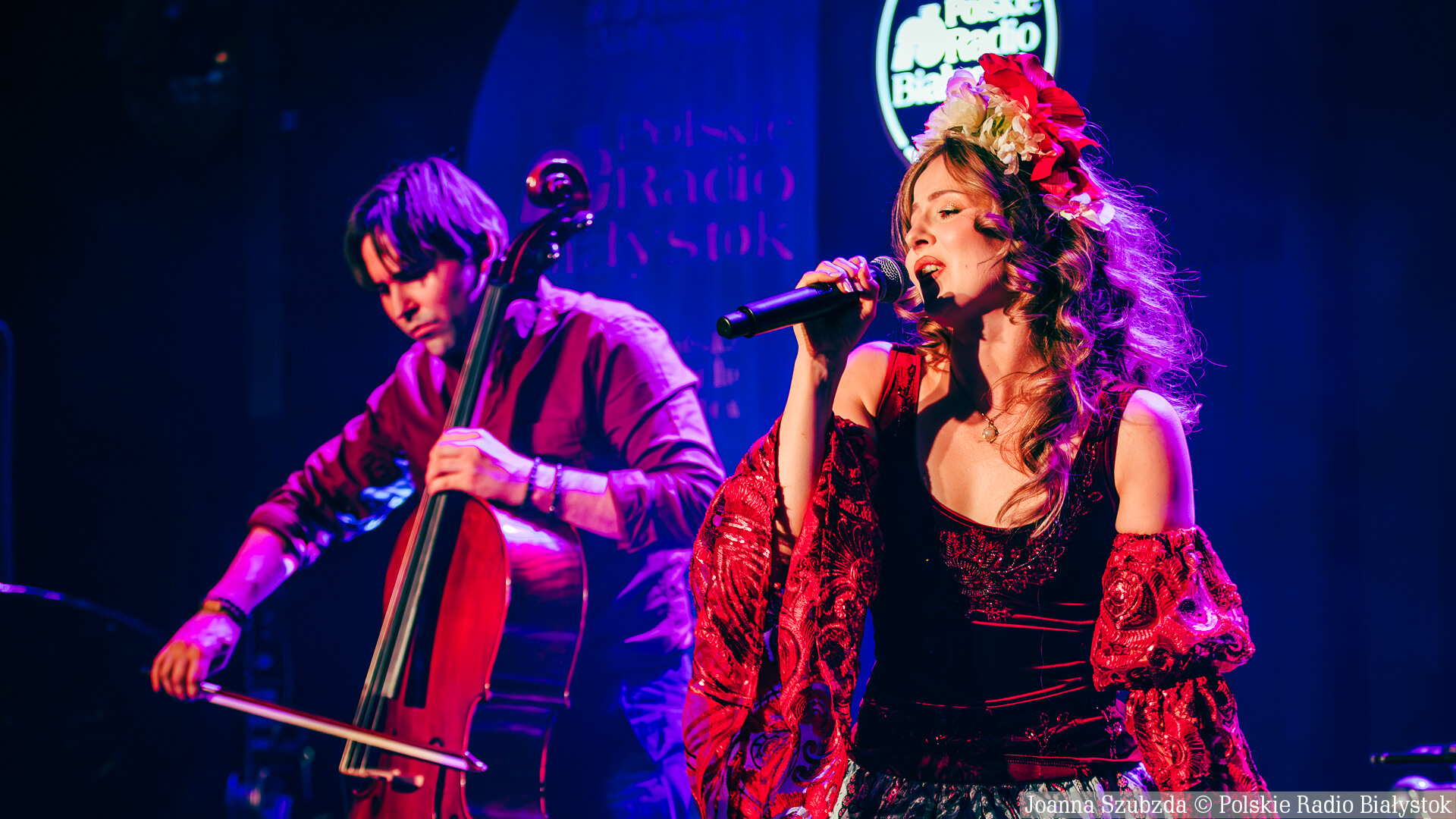 Folk spotyka elektronikę - koncert live Sasi i Miko Blascello [transmisja, zdjęcia]