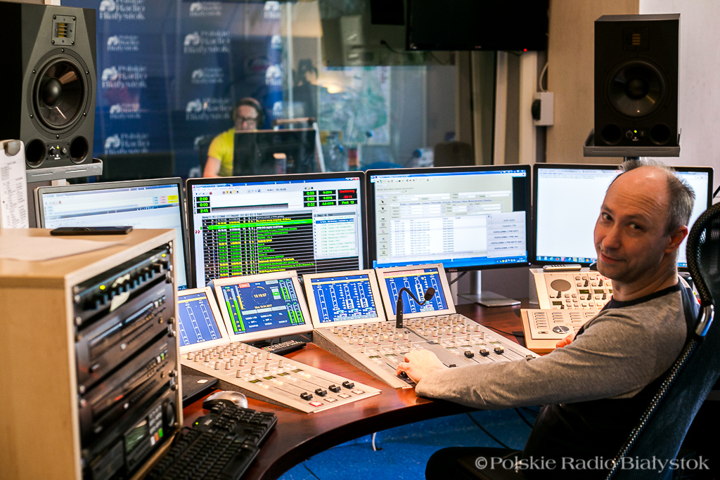 Antenowe wpadki, zabawne opowieści - poznaj radio od kuchni