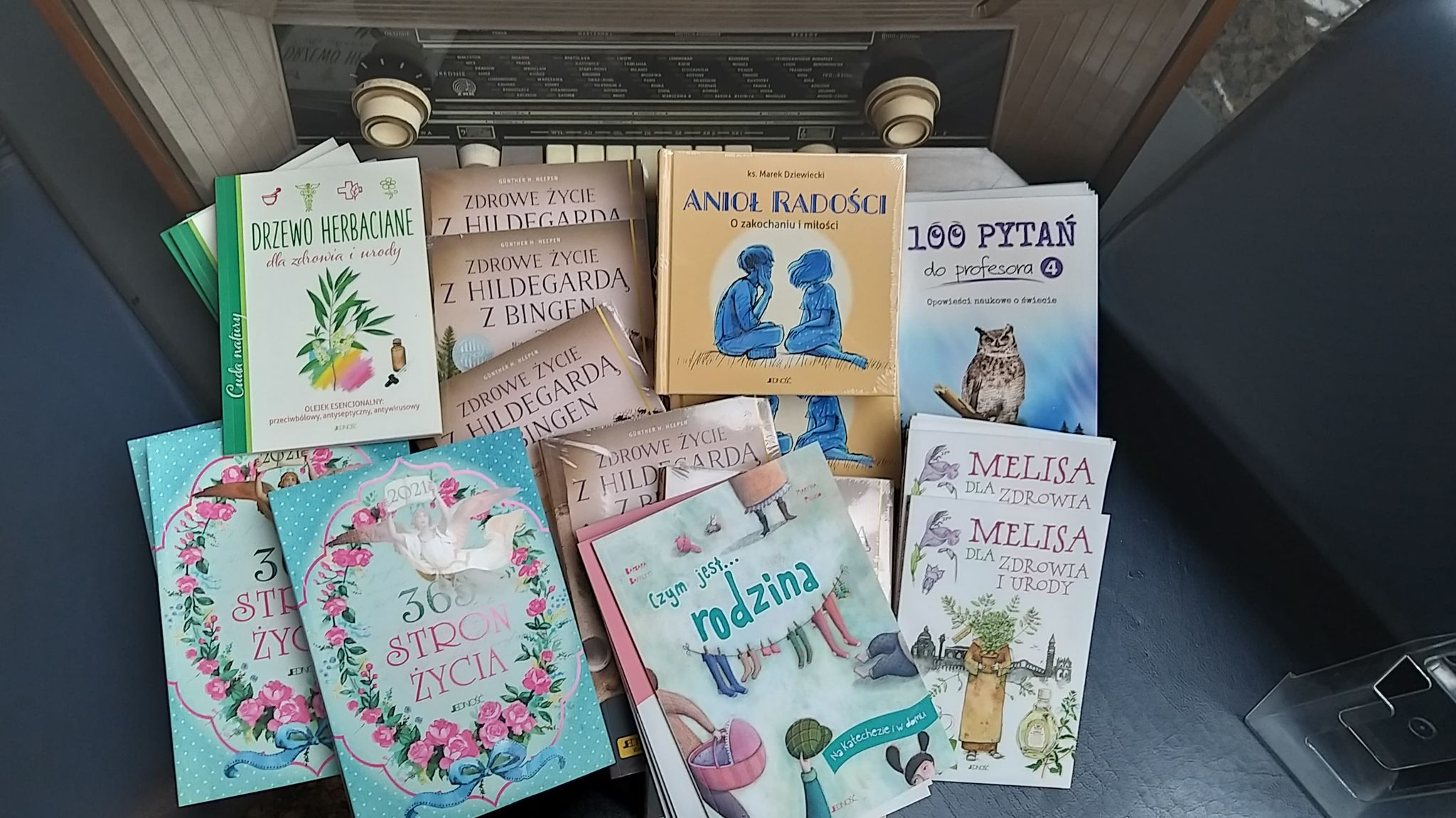 Gwiazdka z książką 2020. Szukacie kalendarzy? Oto i one od Wydawnictwa Jedność