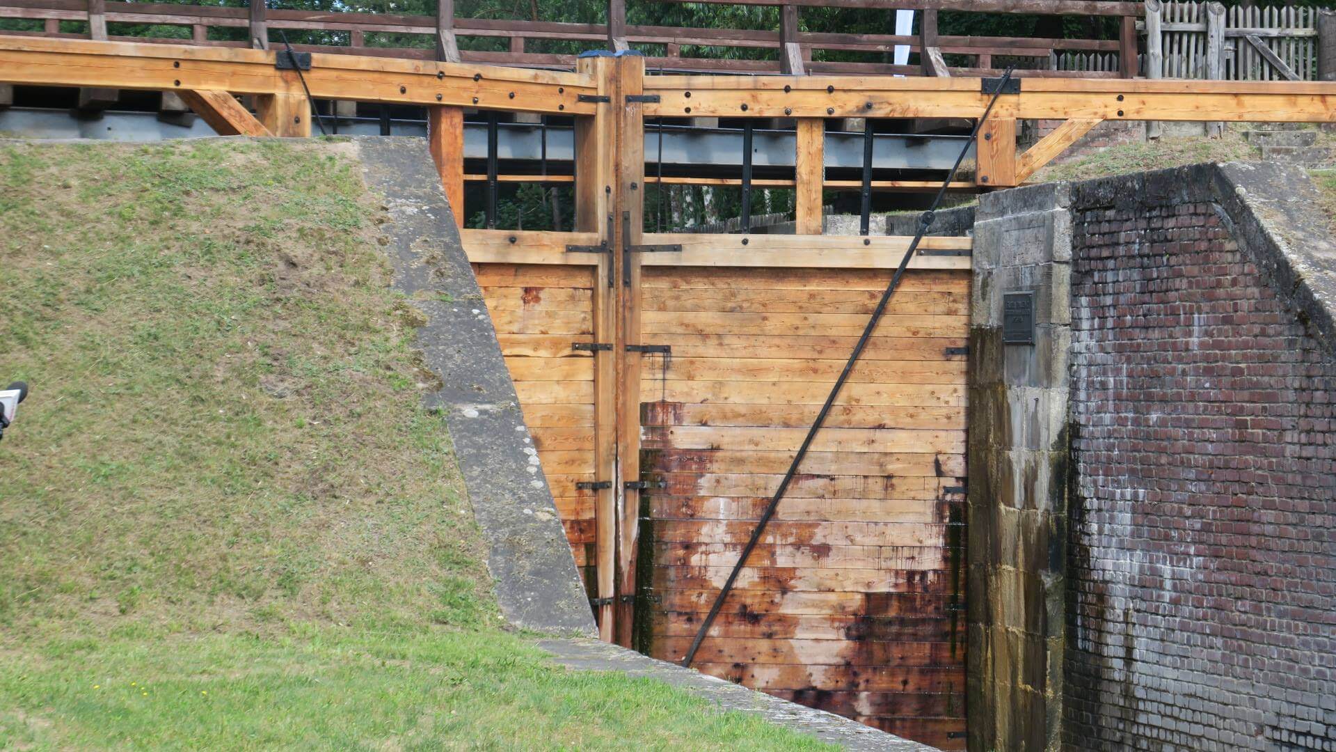 Gmina Płaska szuka sponsorów pomnika twórców Kanału Augustowskiego
