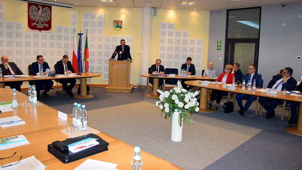 Dwa suwalskie sklepy stracą koncesję na sprzedaż alkoholu