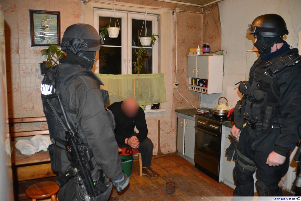 Pranie brudnych pieniędzy w agencji towarzyskiej w Łomży?