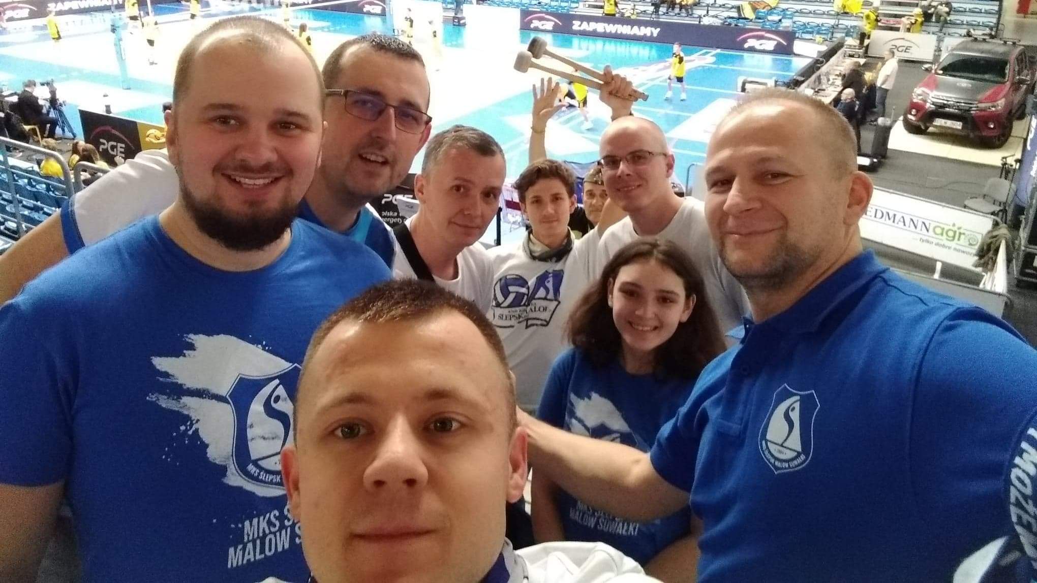 Zdzierają gardła i biją w bębny. Klub Kibica Ślepska Malowu Suwałki należy do najlepszych w siatkarskiej PlusLidze