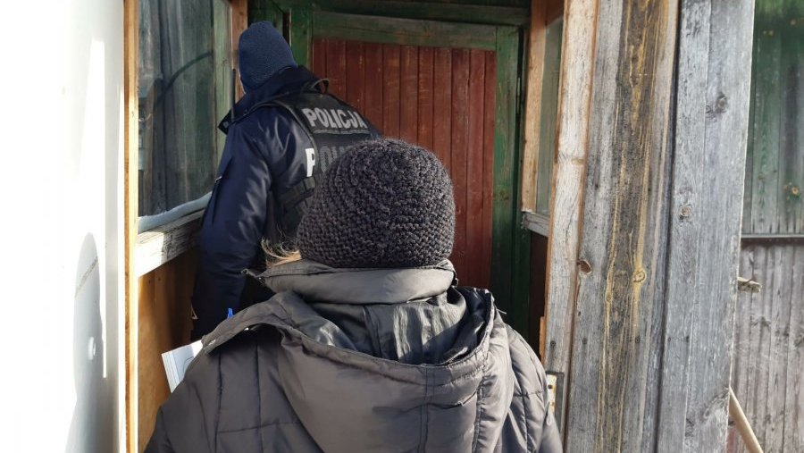 Sejneńscy policjanci pomogli samotnie mieszkającym osobom z terenu Sejn i gminy Krasnopol