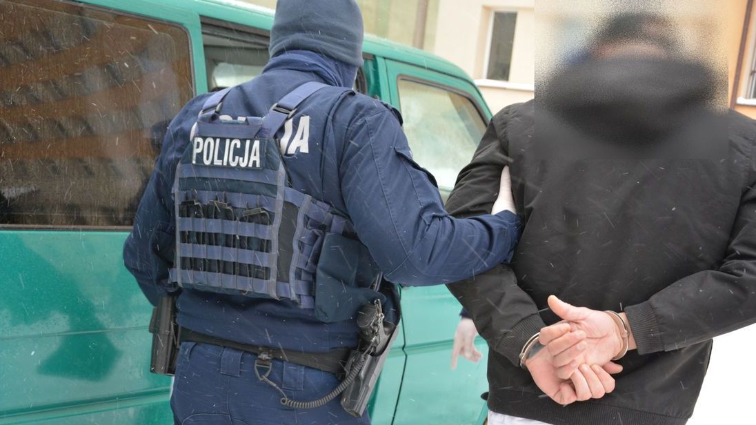 Trzech podejrzanych o okradzenie plebanii w Bakałarzewie trafiło w ręce policji