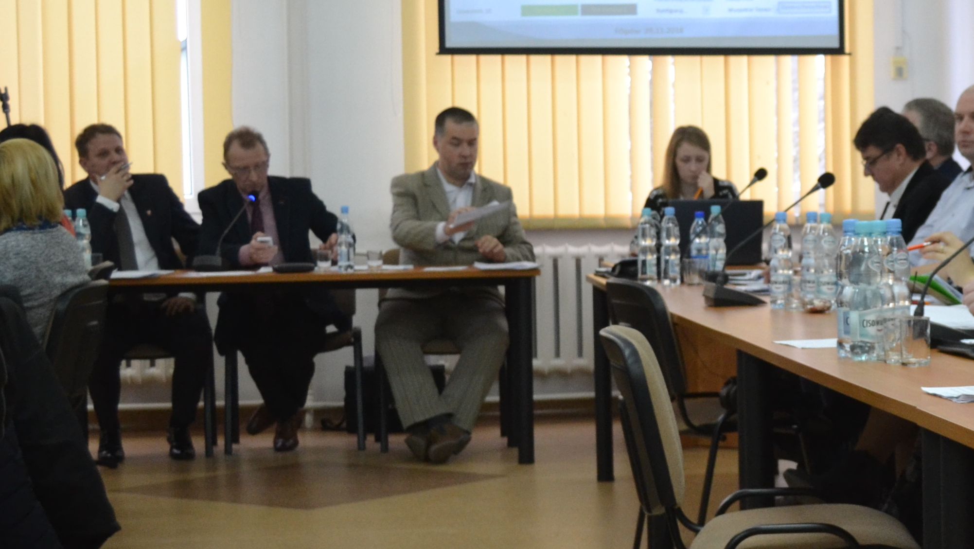 Radny z Filipowa remontował gminną szkołę. Wojewoda chce, aby wygaszono mu mandat