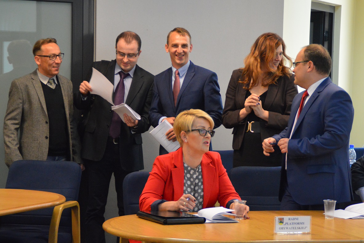 Ile zarabiają suwalscy radni? - Nie mało