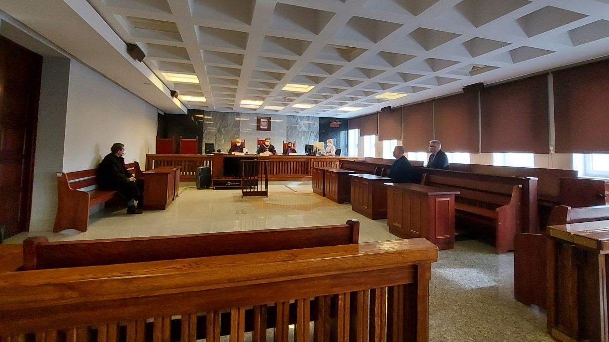 Sprawa wójta gminy Płaska Wiesława Gołaszewskiego, oskarżonego o przyjęcie 120 tys. zł łapówki, wróci do ponownego rozpatrzenia