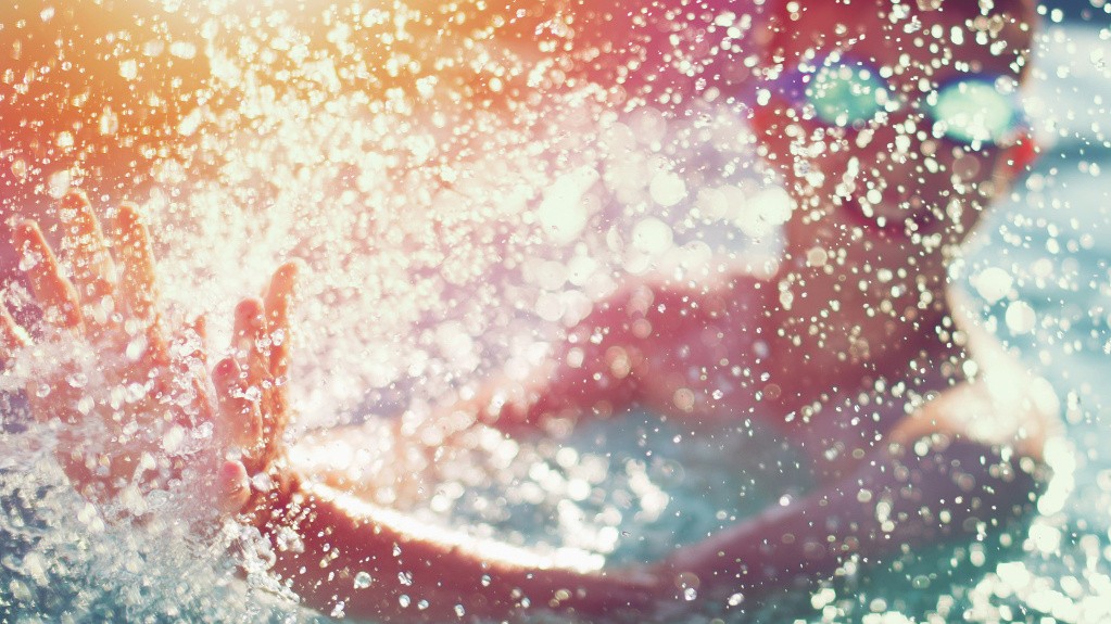 Woda w augustowskim basenie jest zbyt zimna dla małych dzieci