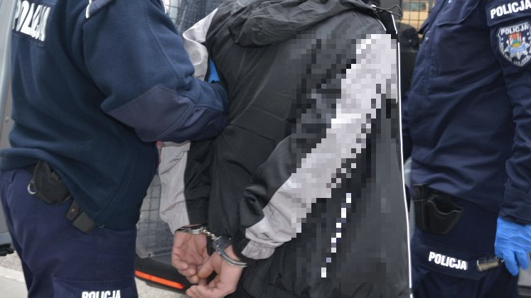 Kilkuset poszukiwanych listami gończymi zatrzymali w tym roku suwalscy policjanci