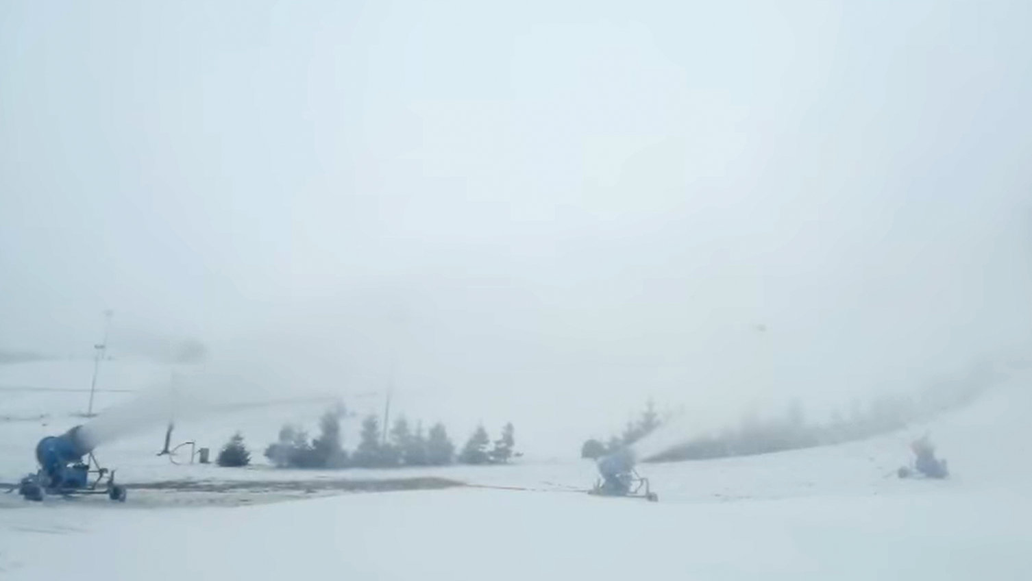 W Wojewódzkim Ośrodku Sportu i Rekreacji "Szelment" rozpoczęły się przygotowania do sezonu zimowego