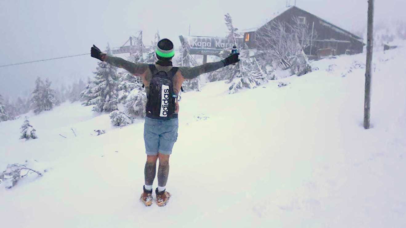 Opowieści różnej treści - w krótkich spodenkach na Śnieżkę